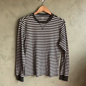 Old Navy Long Sleeved Shirt